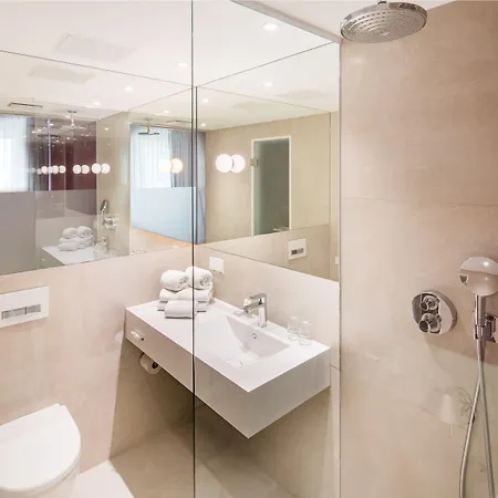 Cityhotel Am Thielenplatz 4*