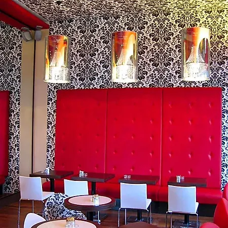 Cityhotel Am Thielenplatz فندق