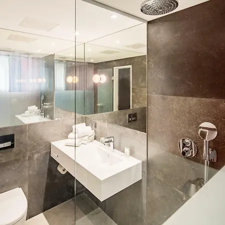 Cityhotel Am Thielenplatz Szálloda 4*
