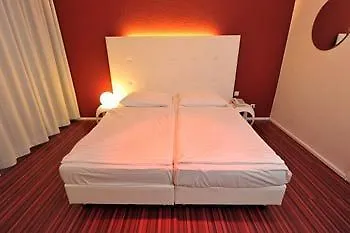 Cityhotel Am Thielenplatz Hotell